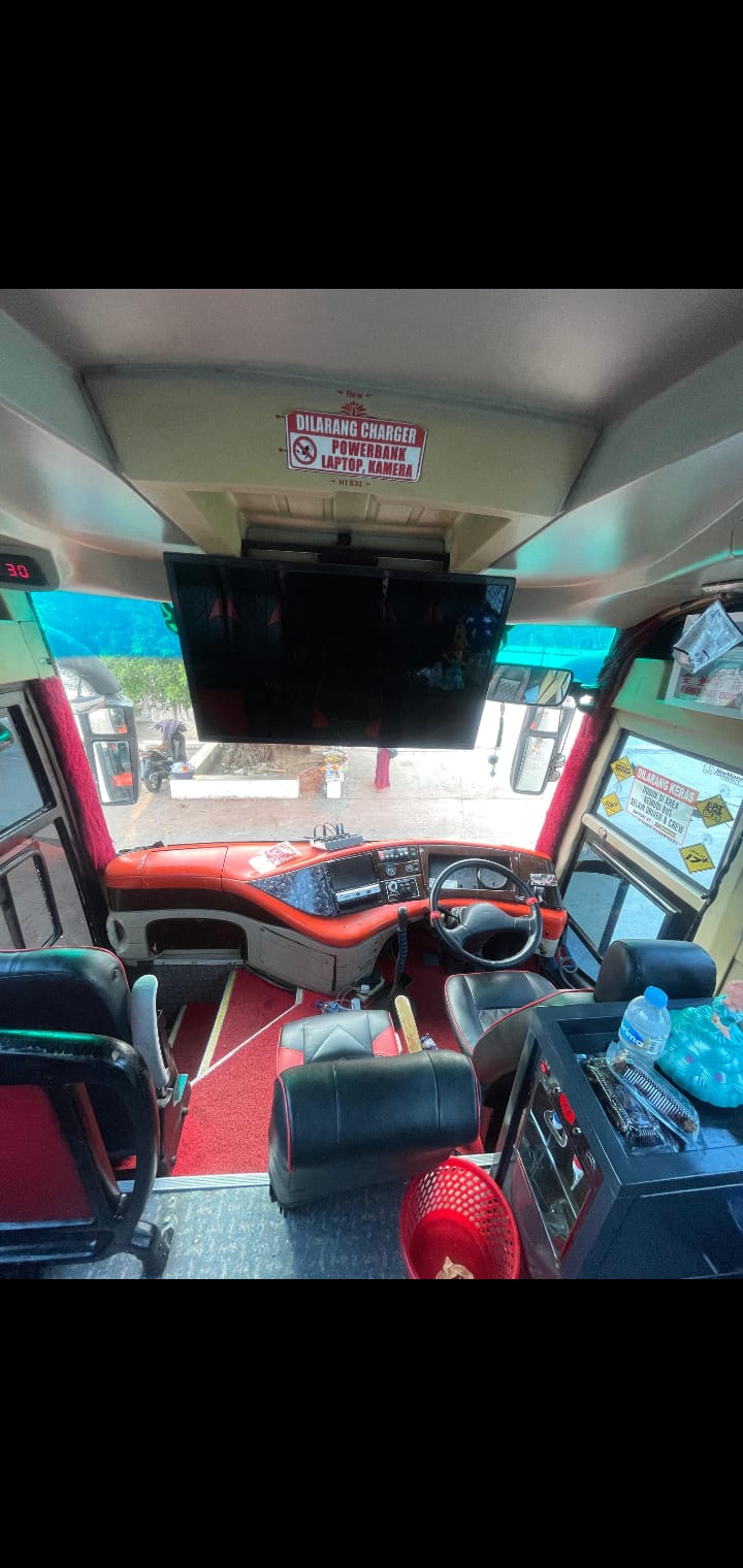 Kabin Depan